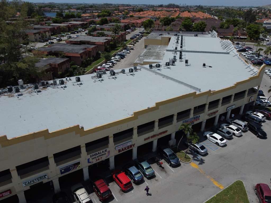 Flat and low slope, Hialeah